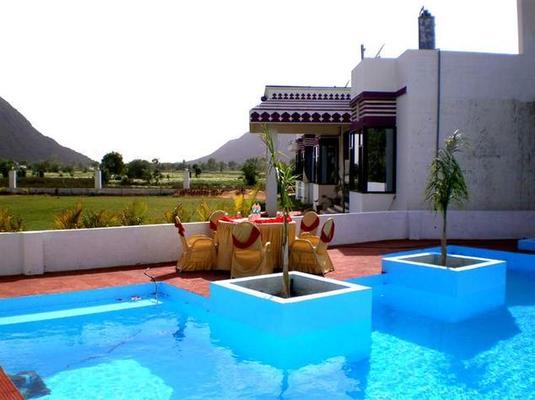 The Country Side Resort